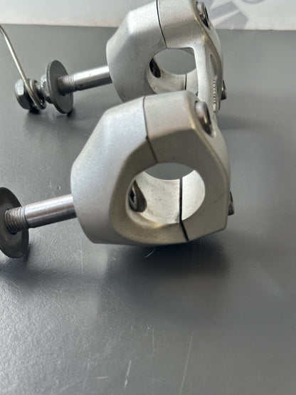 Triumph Street Triple 675 R 2015 Handlebar Risers Clamps 2013-2016 675R Risers