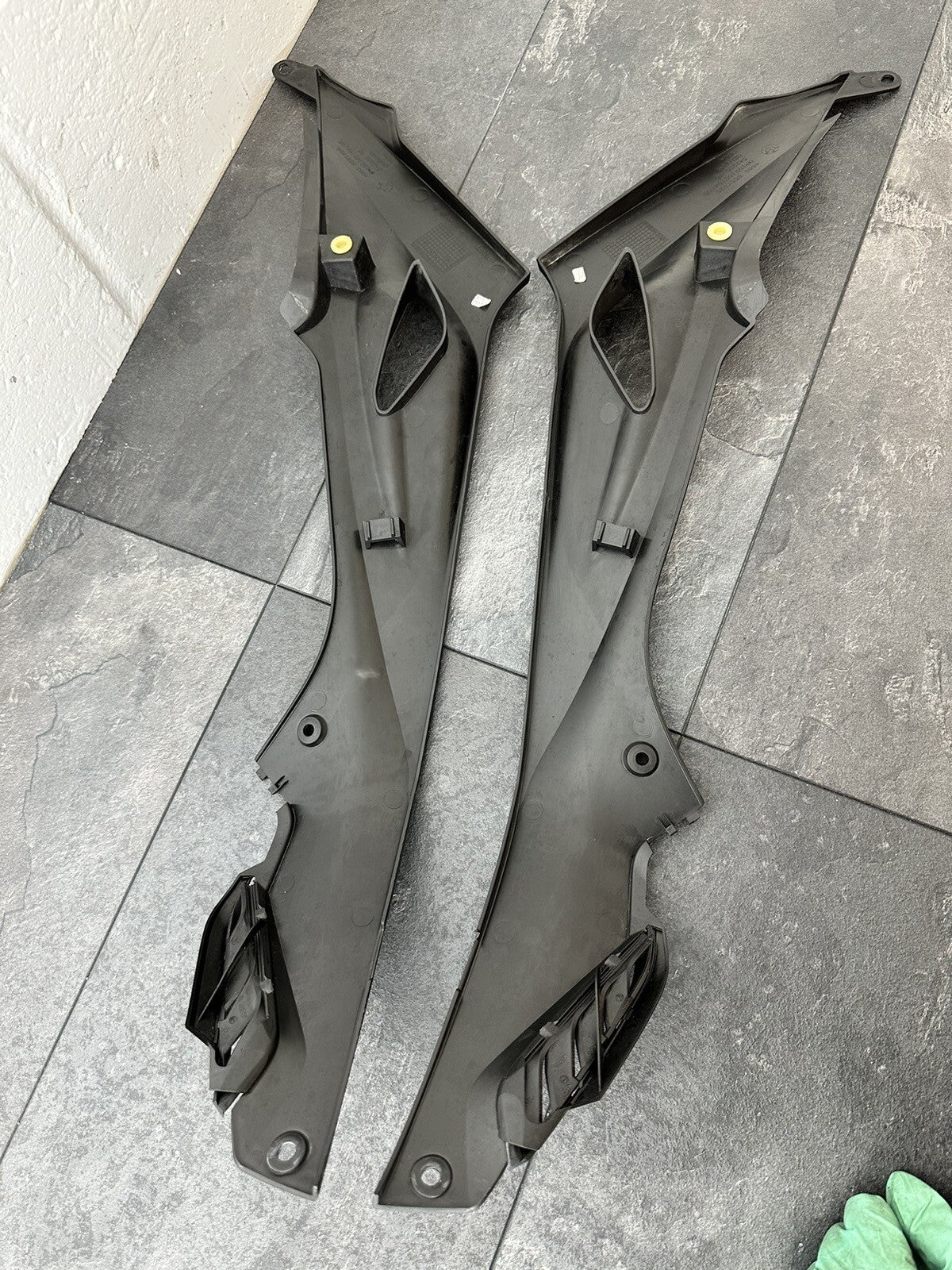BMW S1000R 2017 Left & Right Side Tank Fairings Panels 2018-2021 Only 3534 Miles
