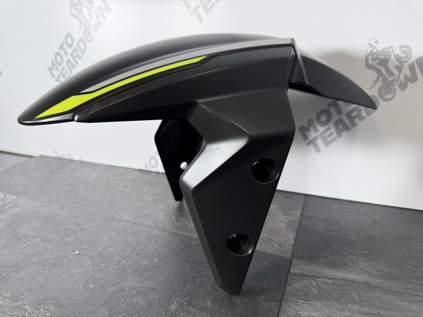 Triumph Street Triple 765 RS 2021 Front Mudguard Fender 21650 Miles 2020-2022