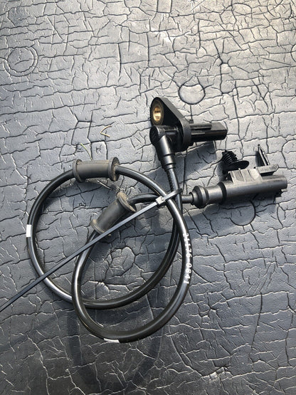 Kawasaki Z1000R Z1000 Front ABS Sensor Cable Connector Only 7317 Miles 2018 OEM