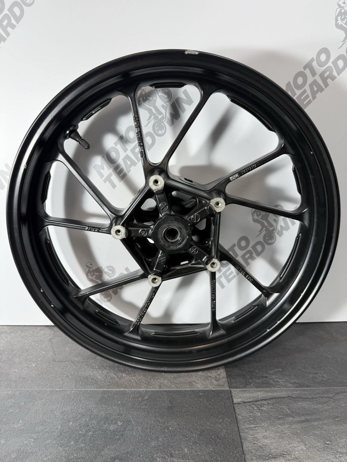 607837f3-e46b-4b55-b249-4d2837726ded