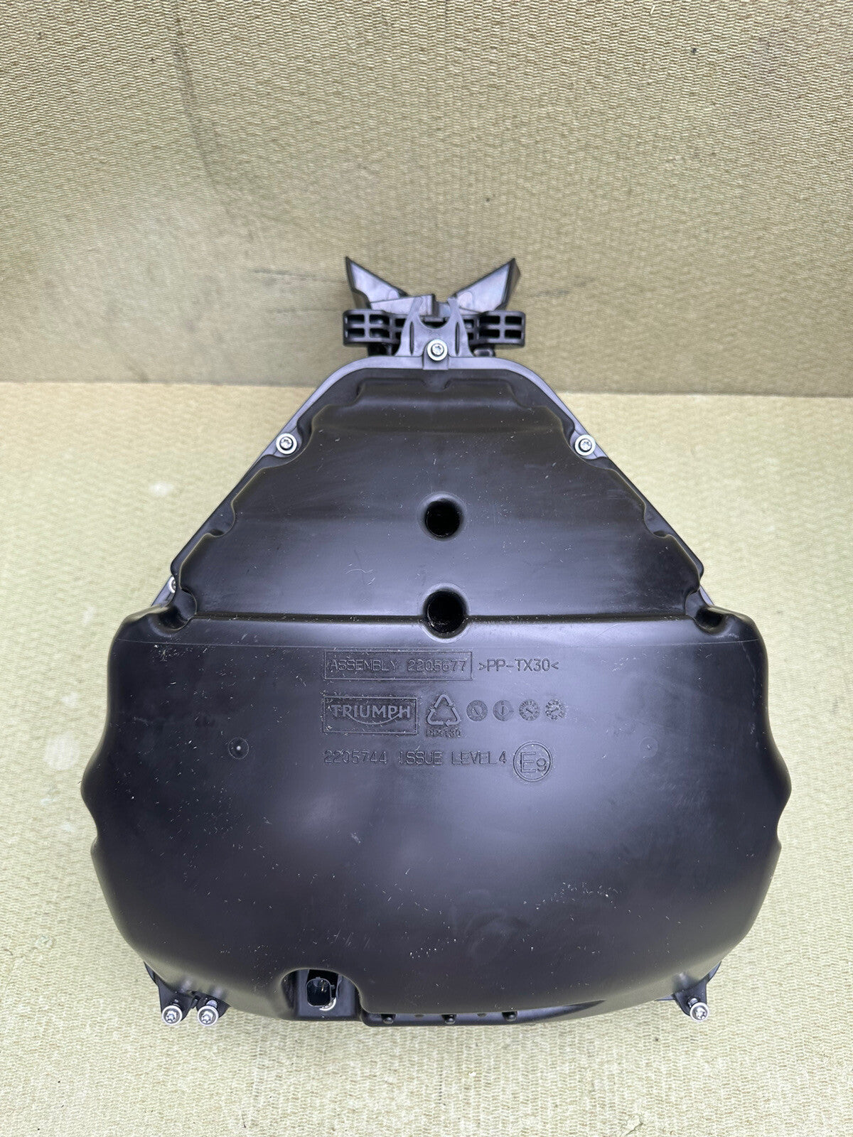 TRIUMPH SPEED TRIPLE 1200 RR RS Airbox Triumph Speed Triple 1200 RR RS Air Box