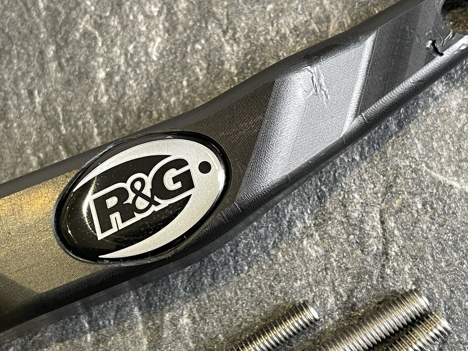 Suzuki GSXR 1000 R 2019 R&G Right Racing Engine Protector Slider 2017-22 WG69