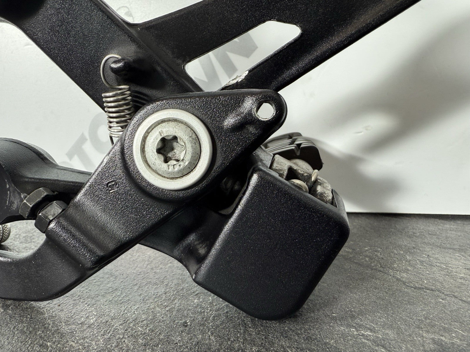 2f5ec2a0-56db-45fc-867a-08291de8d4cc