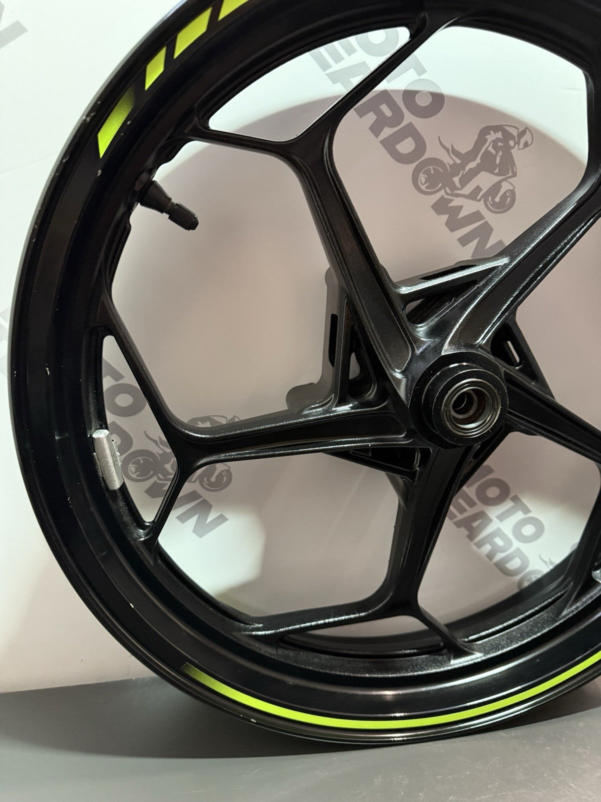 21854c49-db16-4ef3-a190-86d55e8834bc