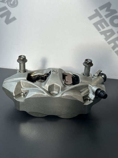 Suzuki GSXR600 GSXR750 Front brake calipers Brembo Monoblock 2011 - 2017 108mm