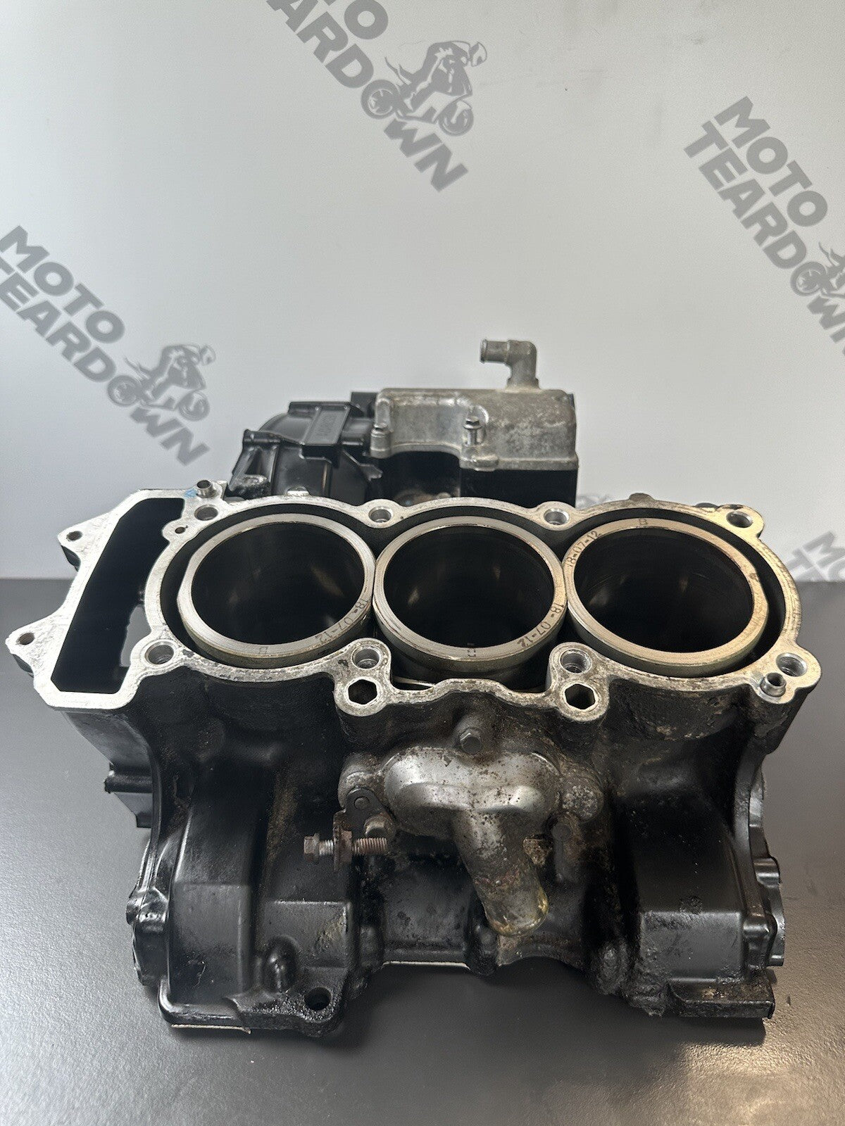 TRIUMPH STREET TRIPLE 675 2013-2016 Upper Crank Case Upper Engine 12,409 Miles