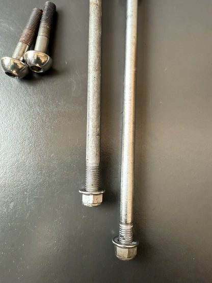 Triumph Street Triple 675 675R Engine Mount Bolts Frame 2007-11 NOT COMPLETE SET