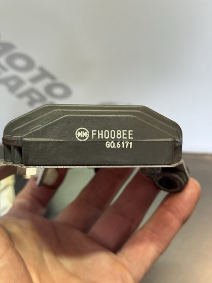 7b8402c6-1dc4-4c8a-8f25-fec06f3305d1