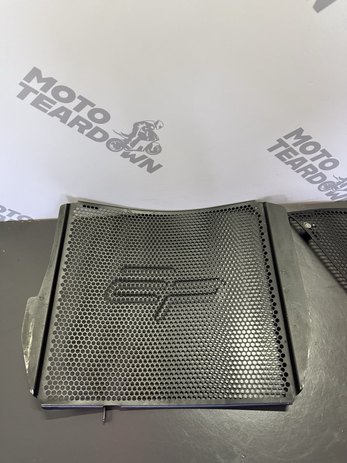 6da2027b-4c3b-4e4a-87f6-99dc43f66945