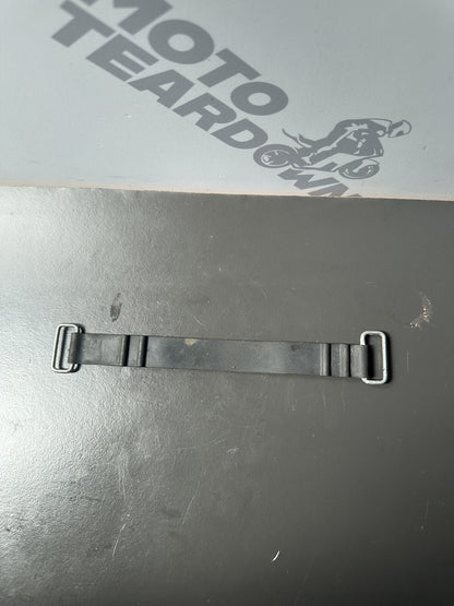 TRIUMPH STREET TRIPLE 675 BATTERY STRAP 2013 - 2016 T2501789 12,409 Miles Strap