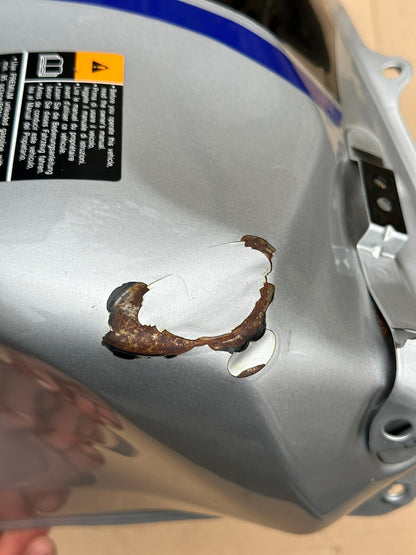 YAMAHA MT-09 SP MT09SP Fuel Tank Petrol Tank B7NY24100004 *DENTED* OEM 2021 -