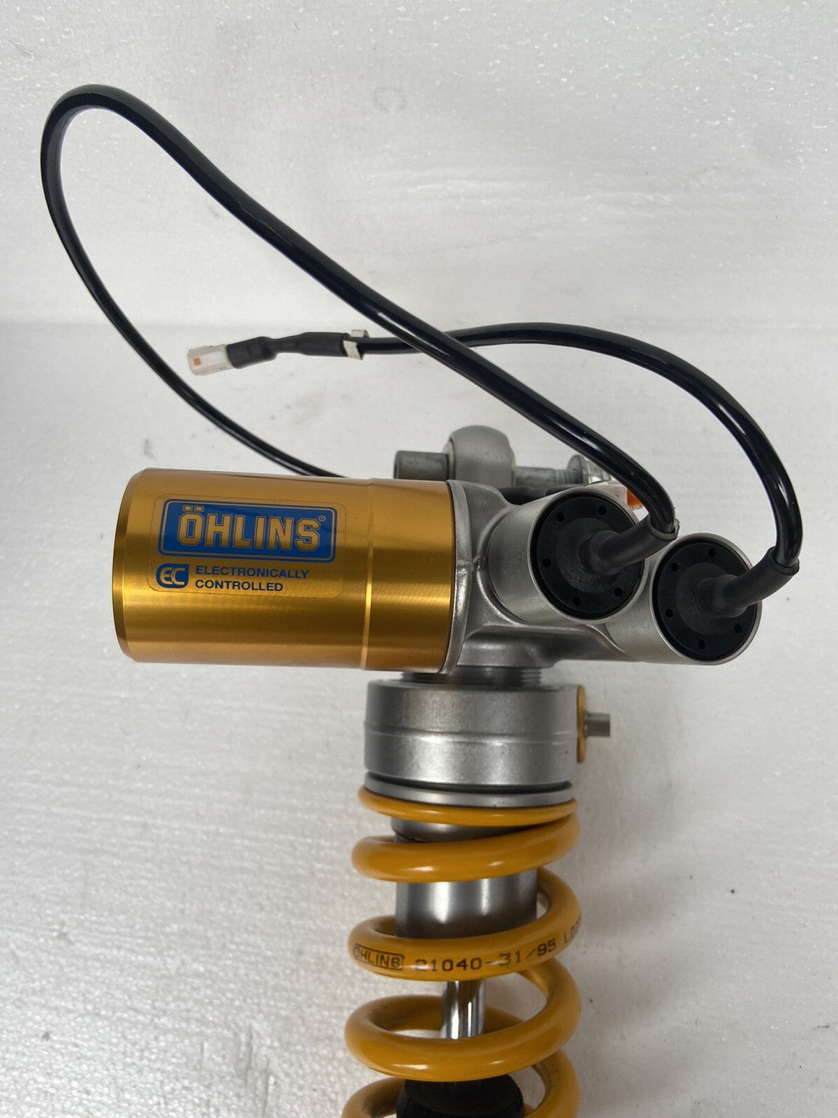 Aprilia Tuono V4 Factory Ohlins TTX rear Shock Ohlins TTX Rear suspension 2020