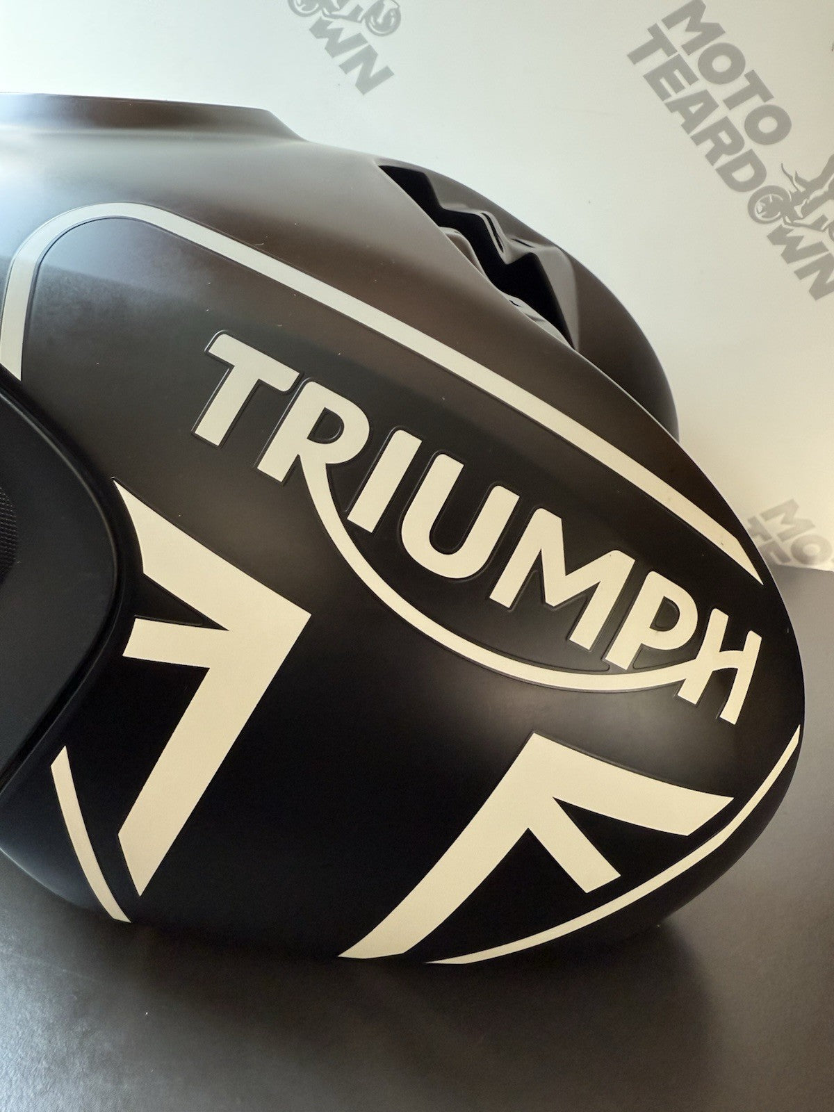Triumph Trident 660 petrol fuel tank cover panel Petrol Tank Fairing 2021-2024