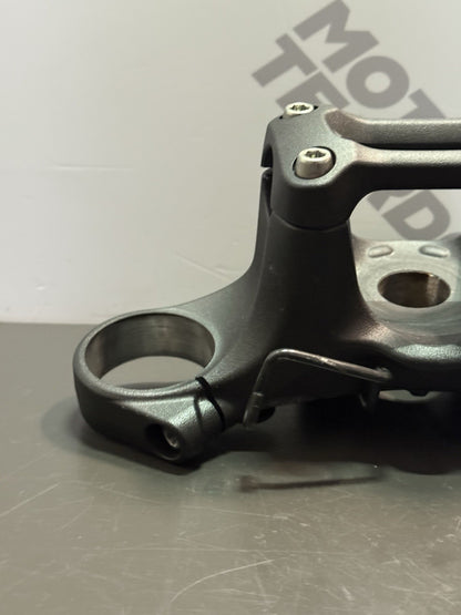 1216ec8f-9a8a-4ab6-a215-4e479e250449