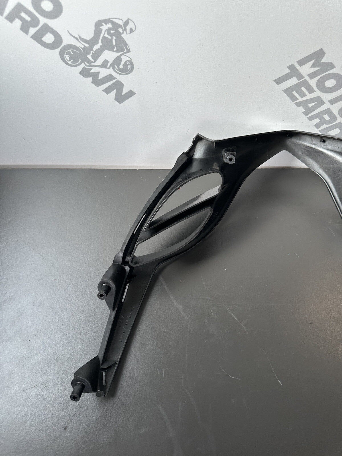 Upper Front Fairing Cowl Nose For Suzuki GSXR 1000 2009-2016 94671-47HO CRACKED