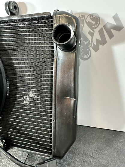 Kawasaki Z800 2016 Coolant Radiator Rad & Fan 12691 Miles 2013-2018 OEM Z 800