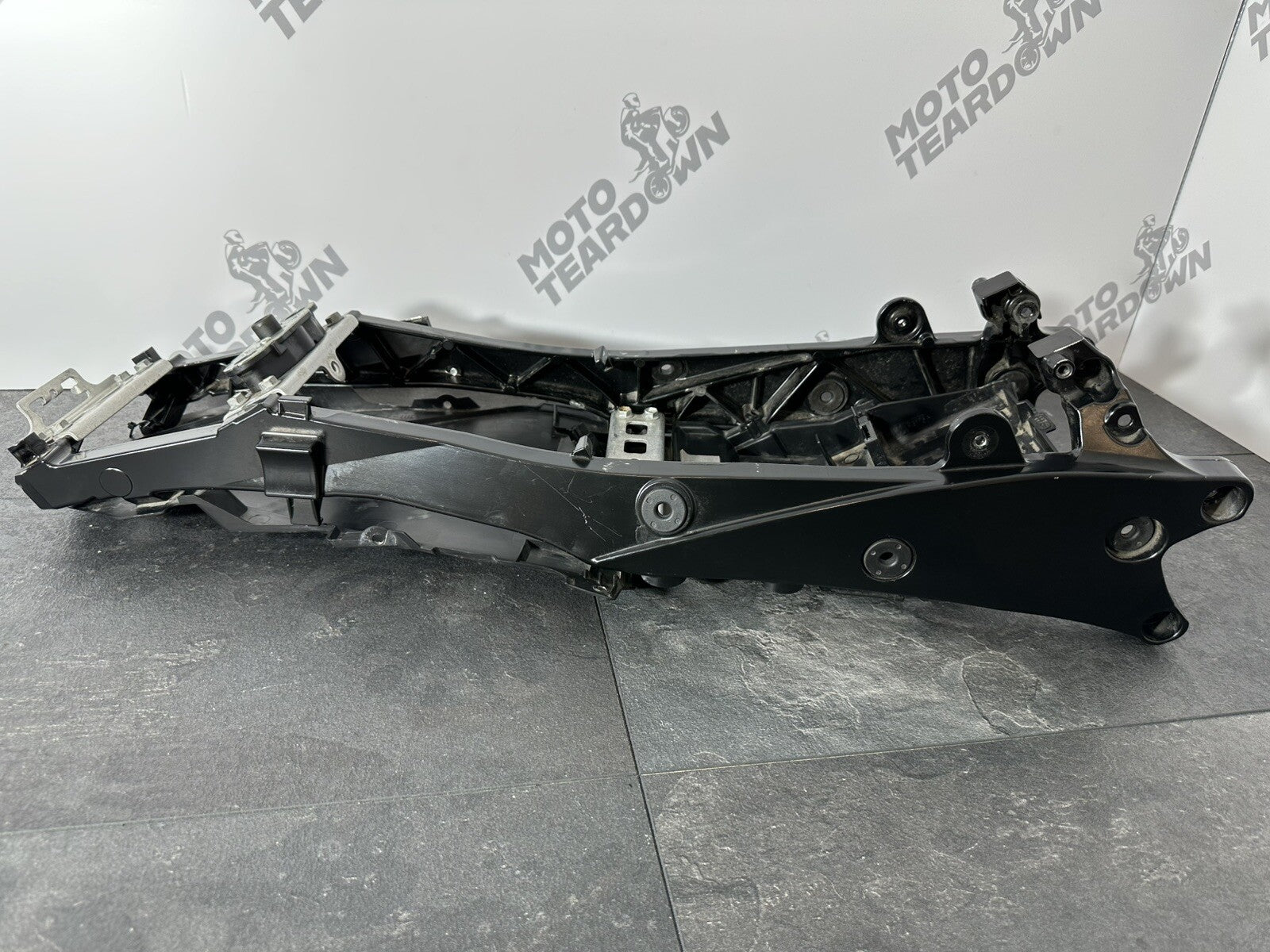 Suzuki GSXR 1000 2014 Rear Subframe & Undertray 22774 Miles 2009-2016 OEM