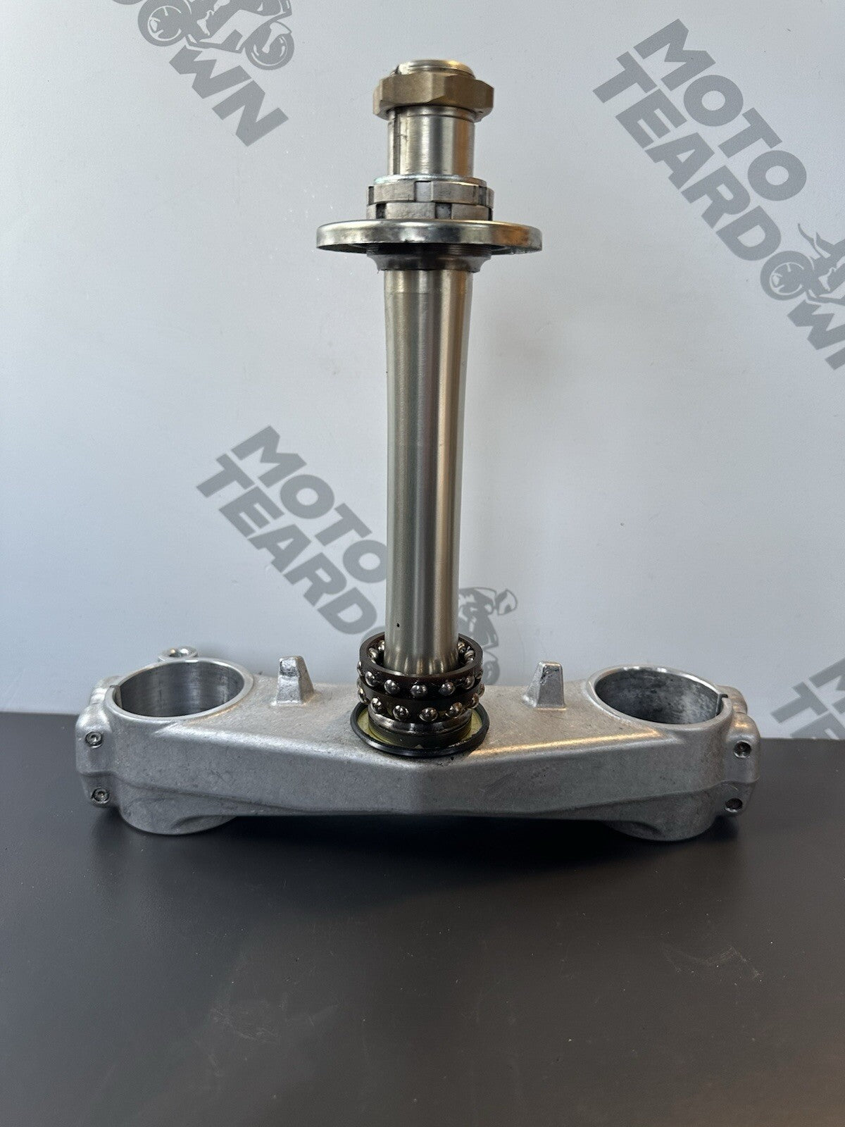 Suzuki GSXR600 GSXR750 Bottom lower fork yoke clamp & fittings 2011 - 2017 L1-L7