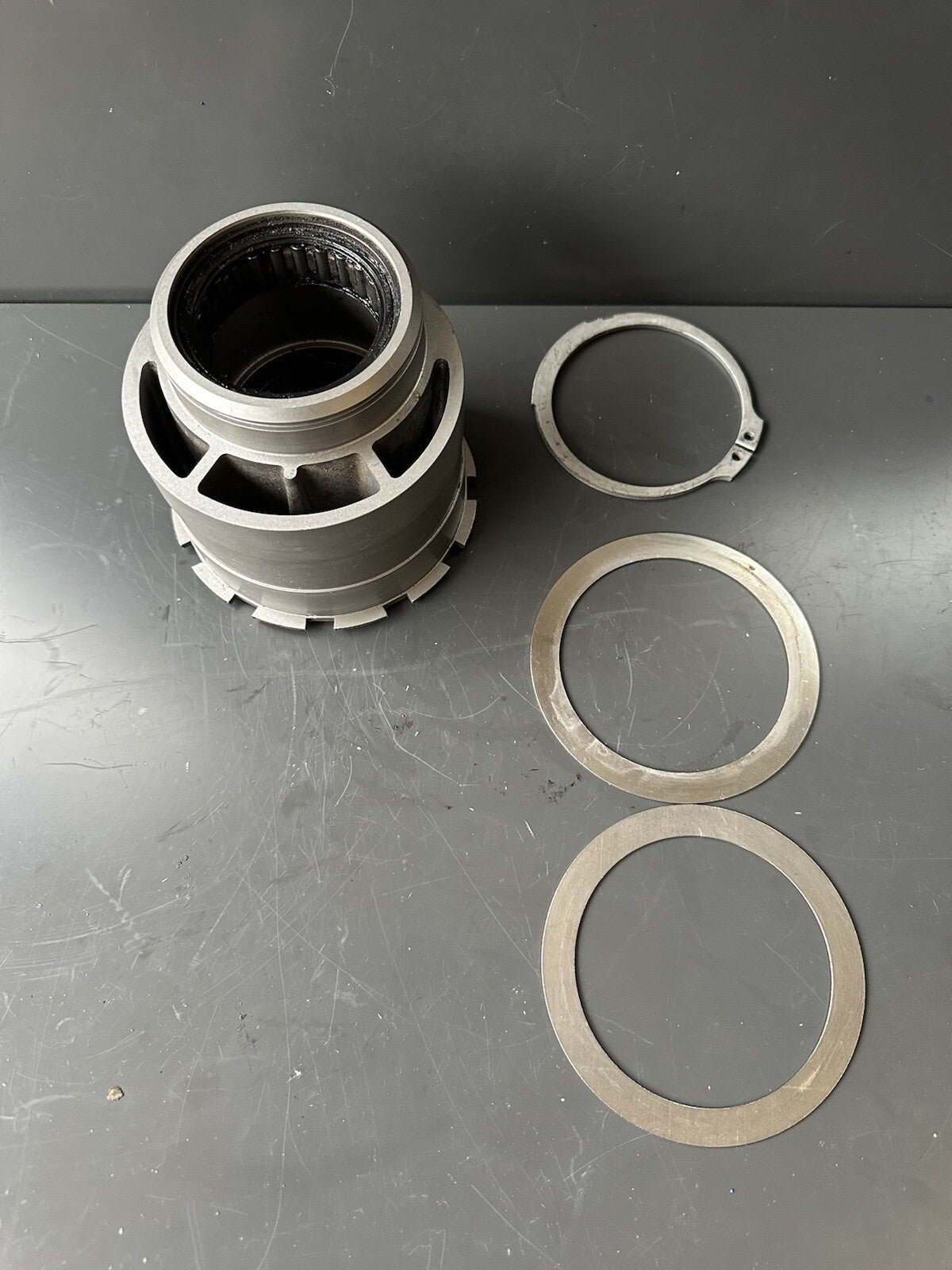 Triumph Speed Triple 1200 RR 2022 rear eccentric drive hub