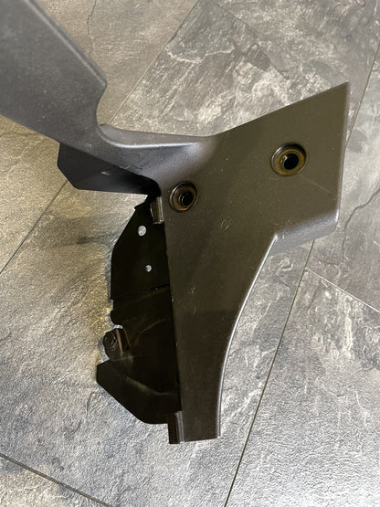 Aprilia Tuono V4 1100 Factory 2017 Radiator Surround Fairing 9262 Miles RSV4