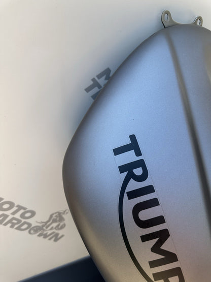 Triumph Street Triple 675R Fuel Tank Petrol Tank 2015 OEM *UK ONLY* 675R Tank