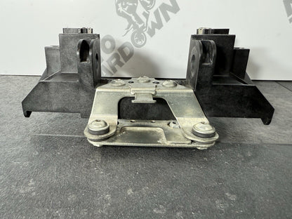 Suzuki GSXR 1000 R 2019 Subframe Bridge Fuel Tank Bracket Mount 2017-22 OEM MM
