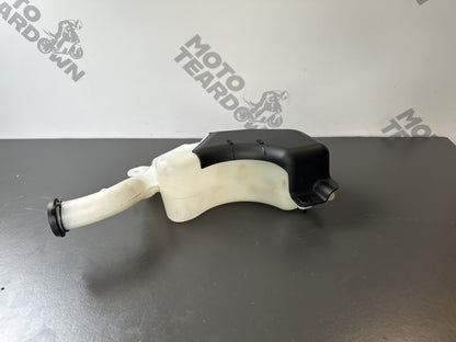 Triumph Speed Triple 1050 Coolant bottle header tank 2011-2015 T2105000 OEM