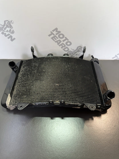 ac65d490-85f5-41dc-84c5-06a2b5e8b0f3