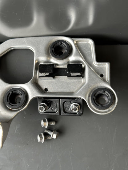 Triumph Street Triple 765 RS Speedo Bracket Clock Bracket Dash Mount Pivot OEM