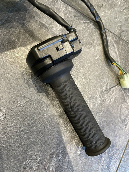 KTM Superduke R 1290 2020-2022 Throttle Assembly Ride By Wire Grip OEM 2021