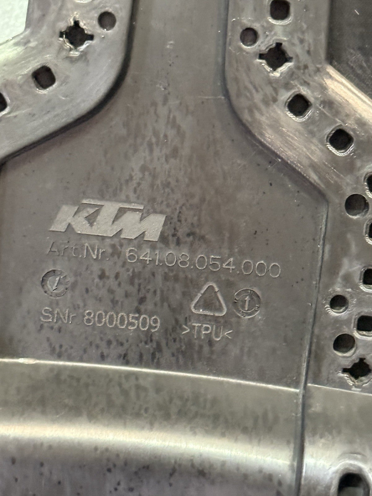 85ba96c5-655e-4429-98d7-e942bb52303e