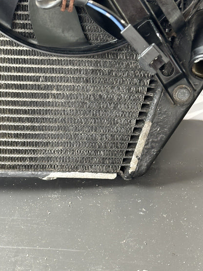Suzuki GSXR 1000 Radiator Coolant Rad 2009-2016 Only 33,787 Miles OEM Radiator