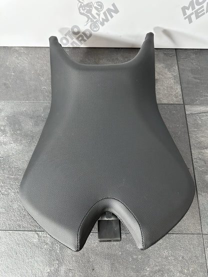 Aprilia RS660 2021 Seat Riders Seat Solo BLACK Only 6220 Miles 2022-2025 OEM
