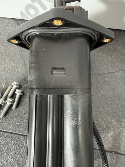 188264d4-b147-4e46-815d-3f4b3b8f7200