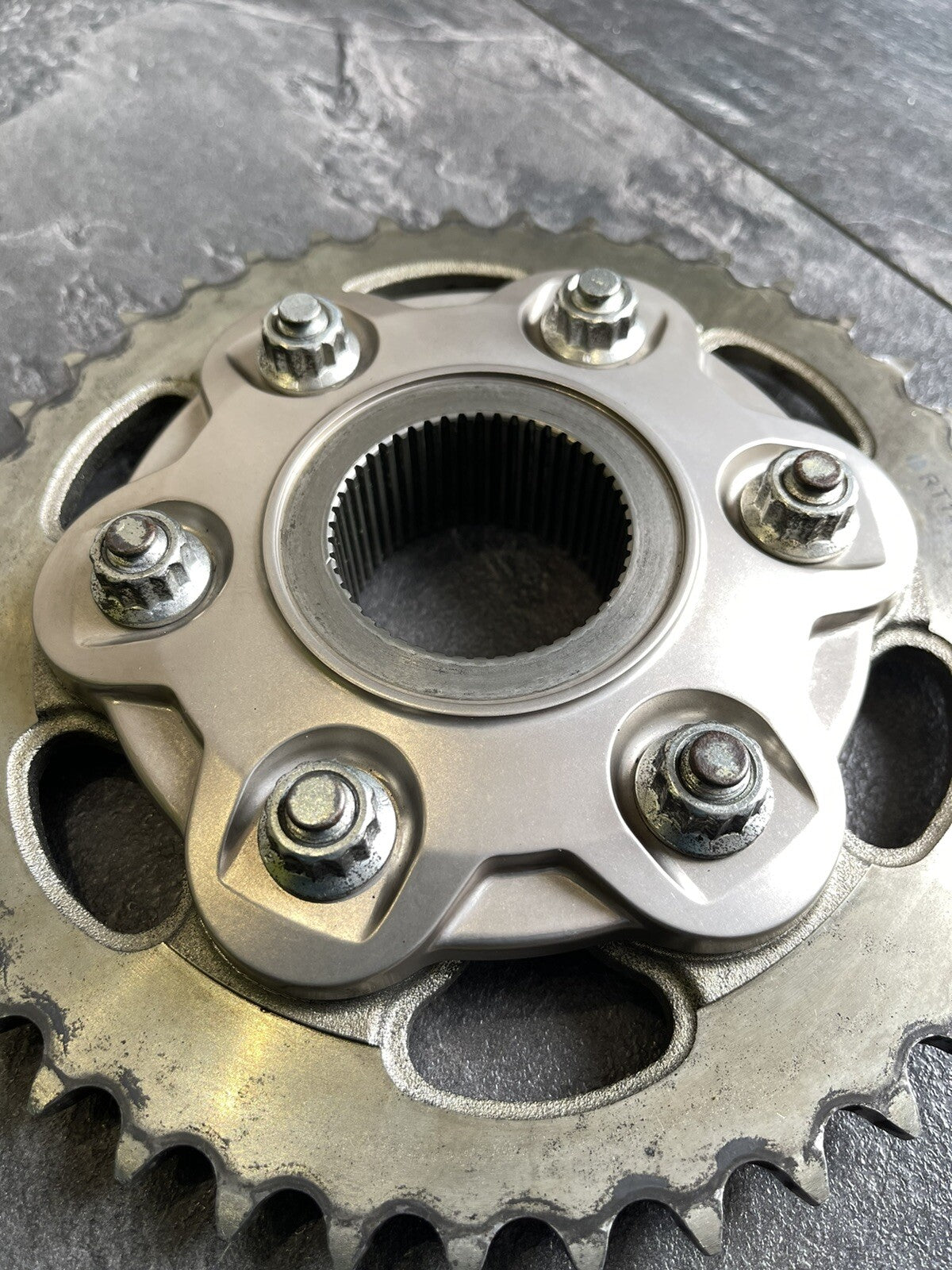 Ducati Monster 1200S 2014-2017 Panigale V4S V4 Sprocket Carrier Streetfighter