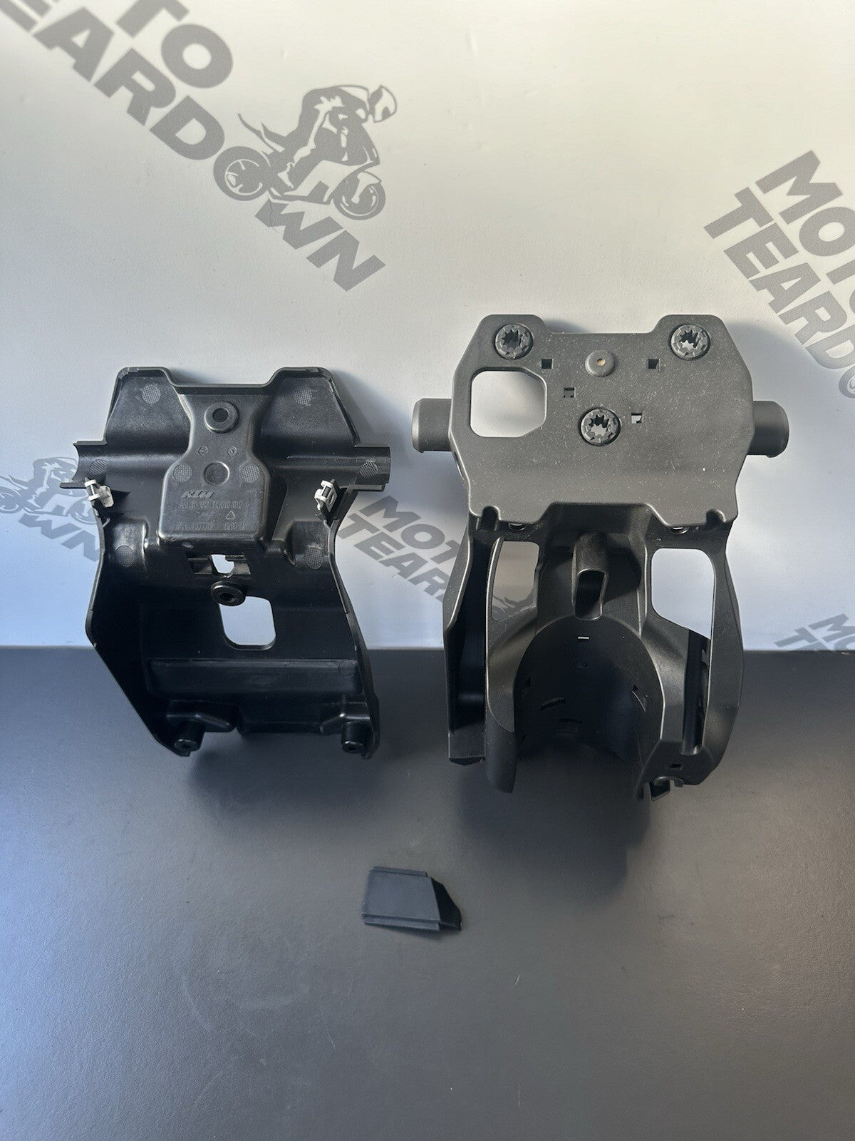 KTM DUKE 790 CLOCK MOUNT BRACKET Speedo Mounting Bracket 2018-2021 OEM Bracket