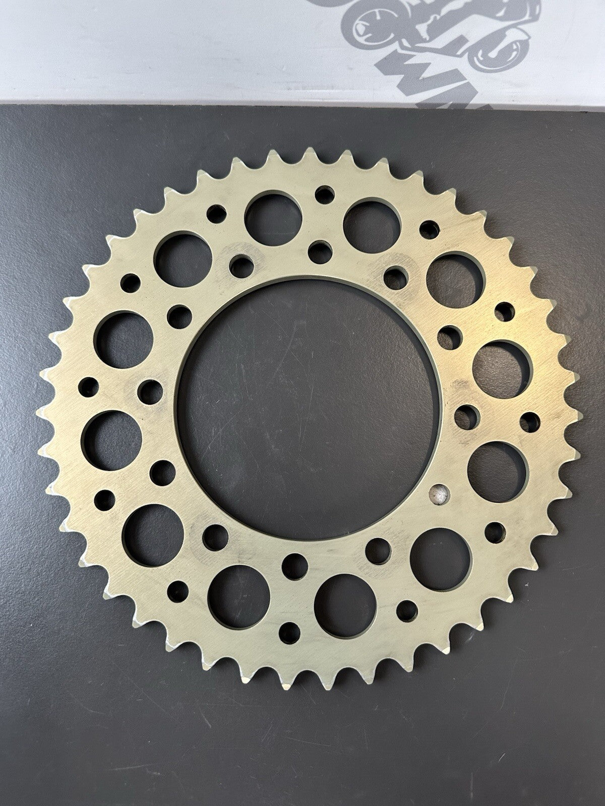 Suzuki GSXR600 525 Rear Renthal Sprocket. Hard Anodised 2011-2017 L1-L7 Renthal