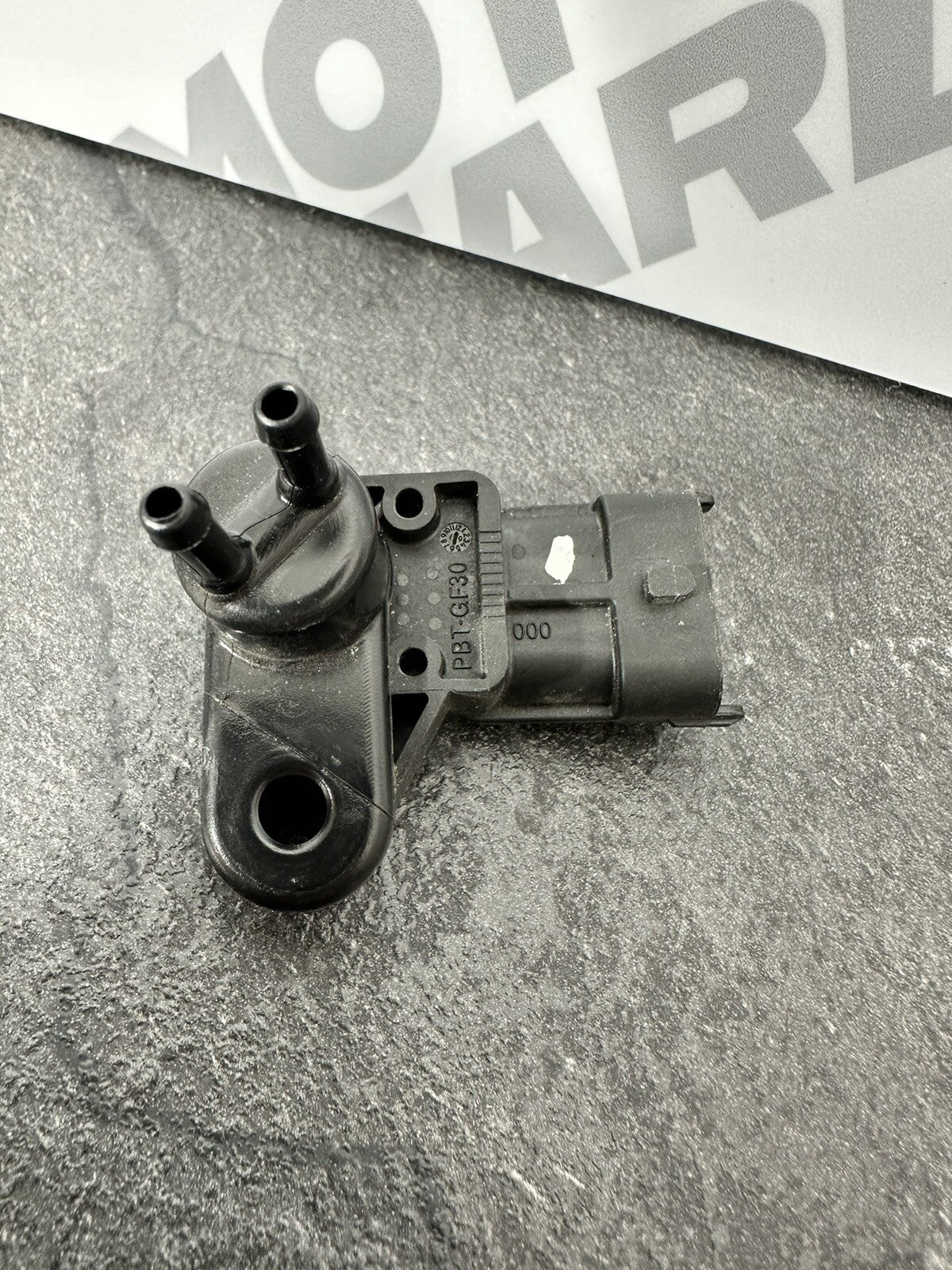 Aprilia Tuono V4 1100 Factory 2020 BOSCH Air Flow Sensor 6889 Miles OEM 2019