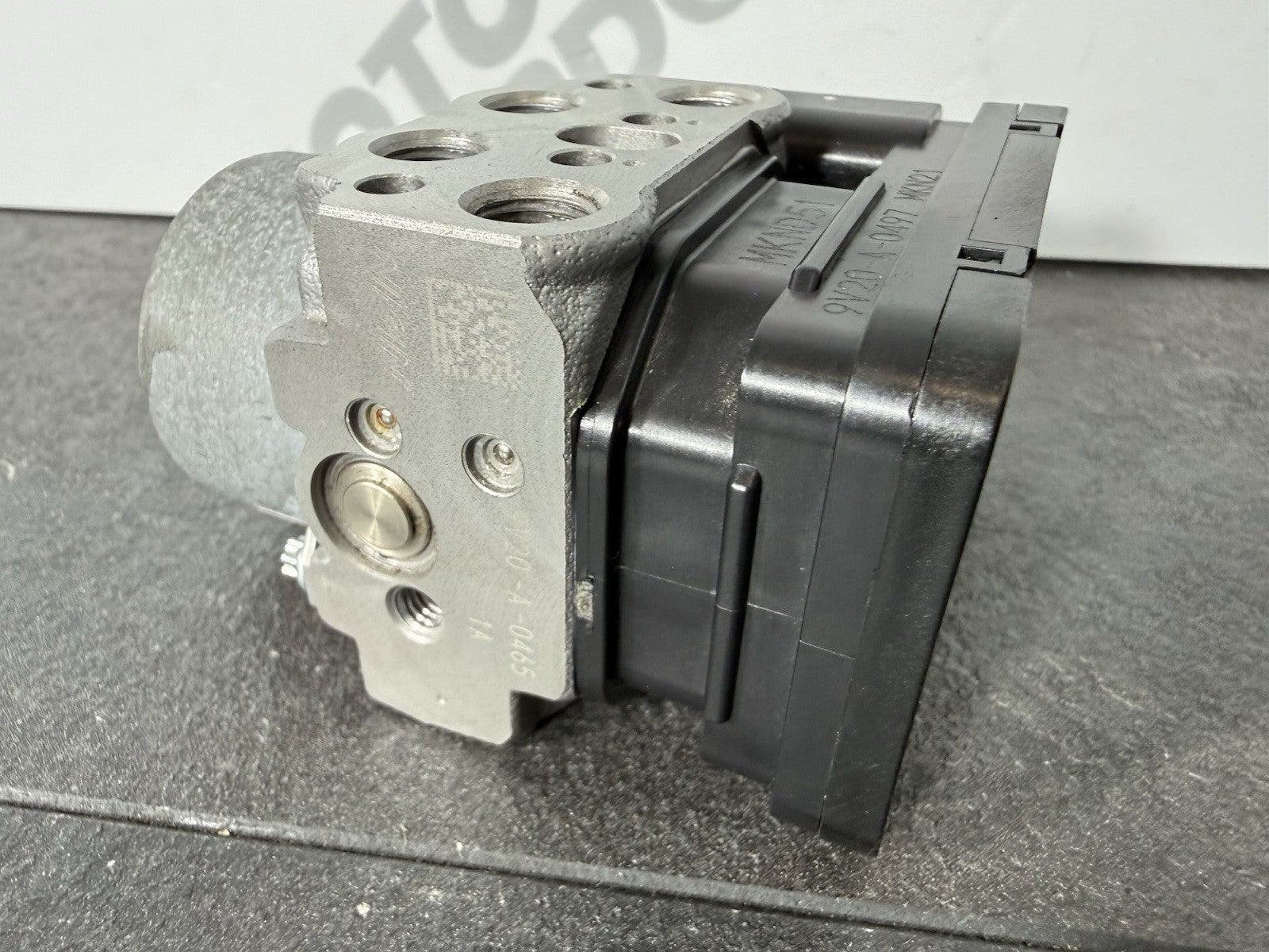 702eb2fc-6632-4b3e-8db9-8fd32890c871