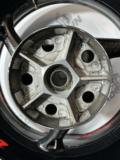 Suzuki GSXR 1300 2016 HAYABUSA Rear Wheel Rotor Rim 18408 Miles OEM Gen 2