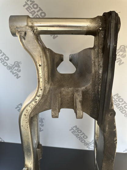 HONDA CBR1000RR Swing Arm Rear Swing Arm 2004 2005 RR-4 RR-5 Honda CBR1000 swing