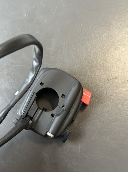 Aprilia Tuono V4 1100 Factory 2017 Right Switchgear Kill Switch OEM 2017 9105 M