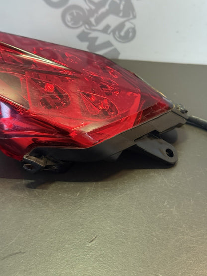 8b460e3c-fa0f-4d1d-b352-880add1ac117