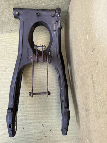 TRIUMPH STREET TRIPLE 765 RS R S  REAR SWING  ARM T2055605 2017 - 2019 Swingarm