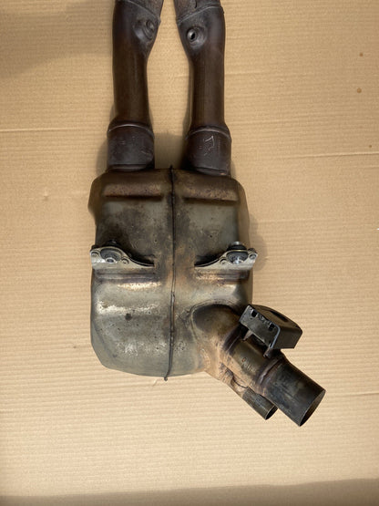 BMW S1000RR EXHAUST HEADER MANIFOLD DOWNPIPES GEN 3 DENTED S1000RR EXHAUST OEM