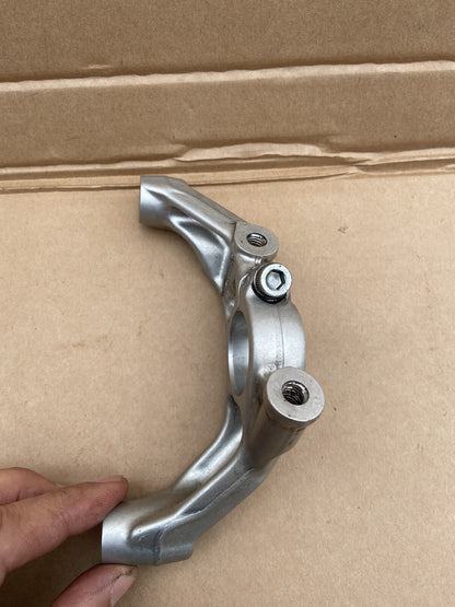 Ducati Panigale 1199 Right Engine Motor Bracket Support Stay 8293A441A OEM