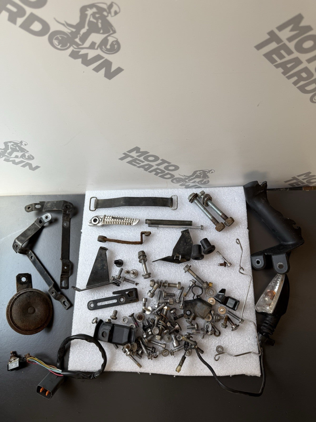 TRIUMPH STREET TRIPLE 675R Job Lot NUTS BOLTS SPARES Job Lot 17,009 Miles OEM