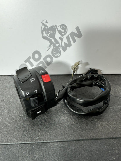 Suzuki GSXR 1300 2016 HAYABUSA Left Switchgear Switch Assembly 18408 Miles OEM