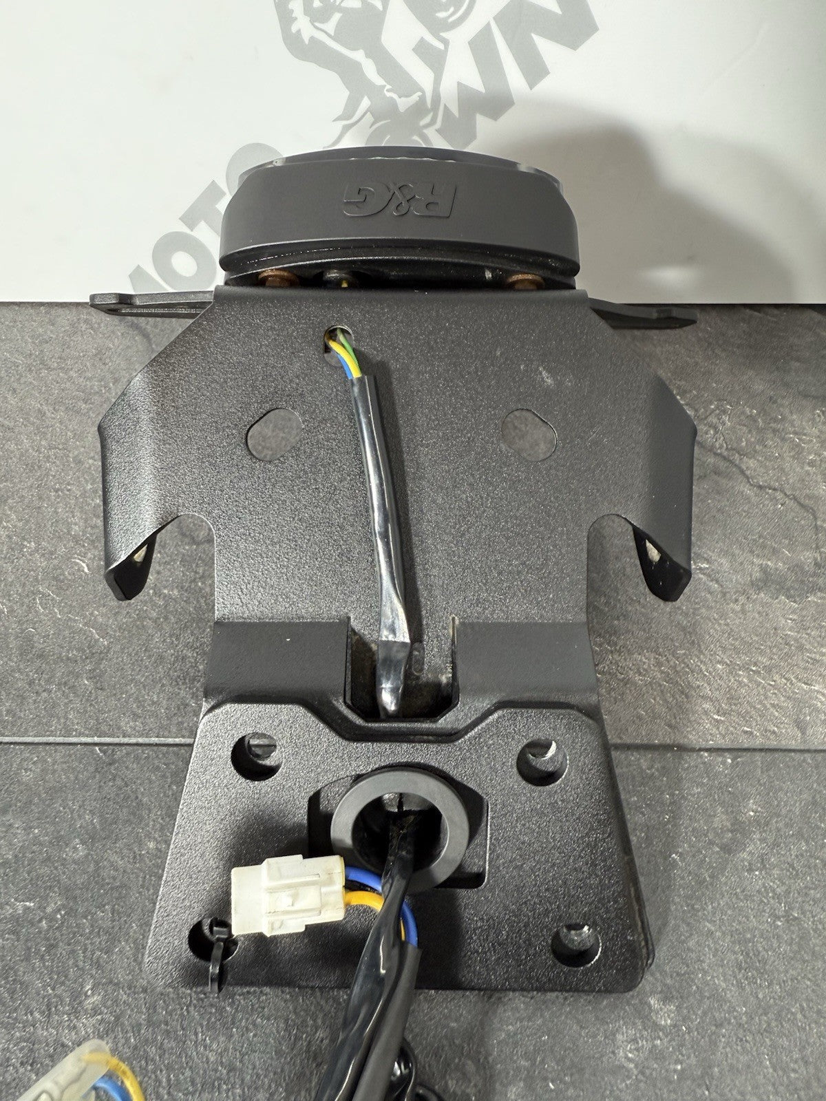 7eaed2c6-7a22-4a67-ba26-01585eb33d1a